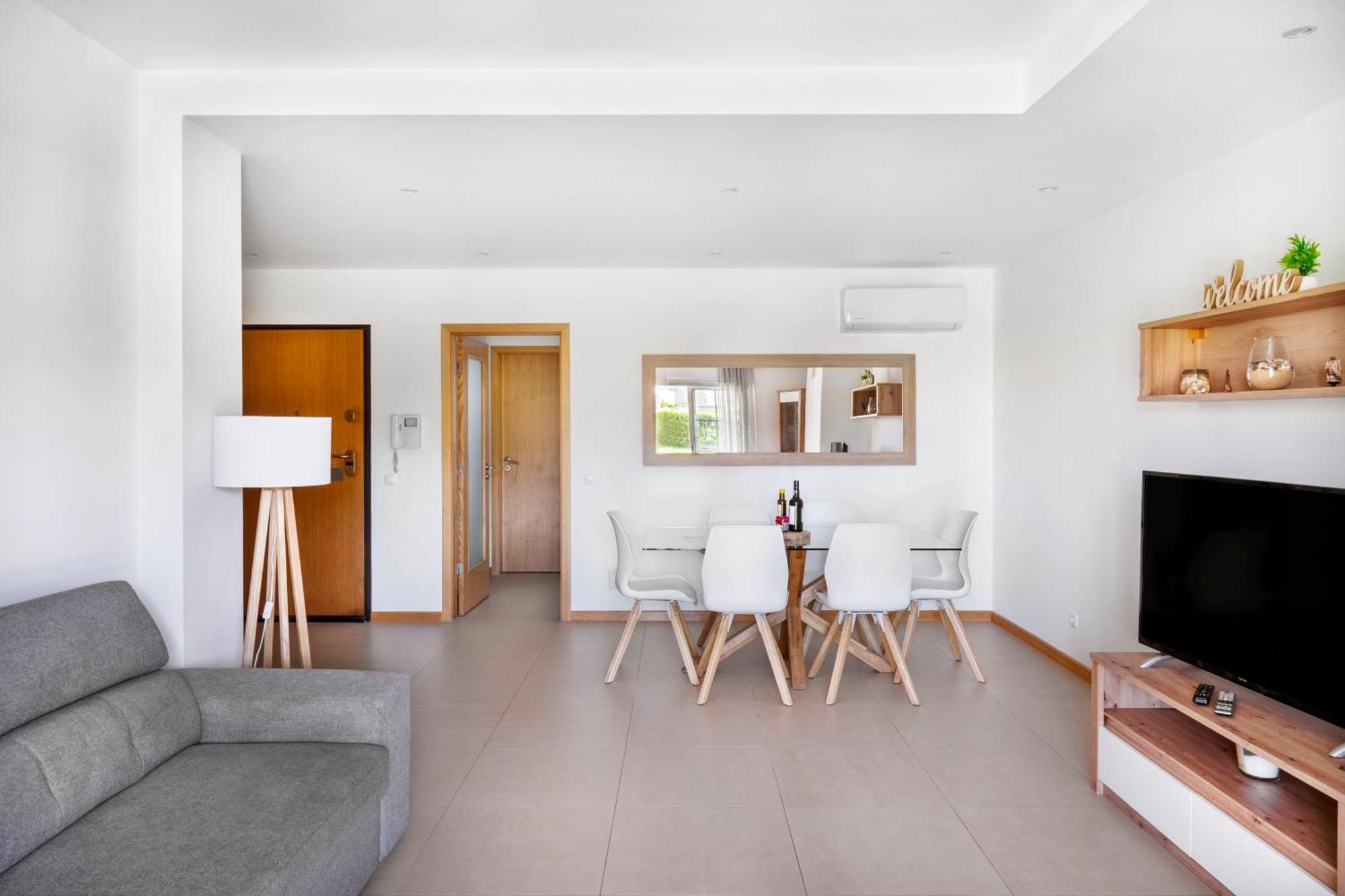 Apartamento No Condominio Baia Village Com Piscina アルブフェイラ エクステリア 写真