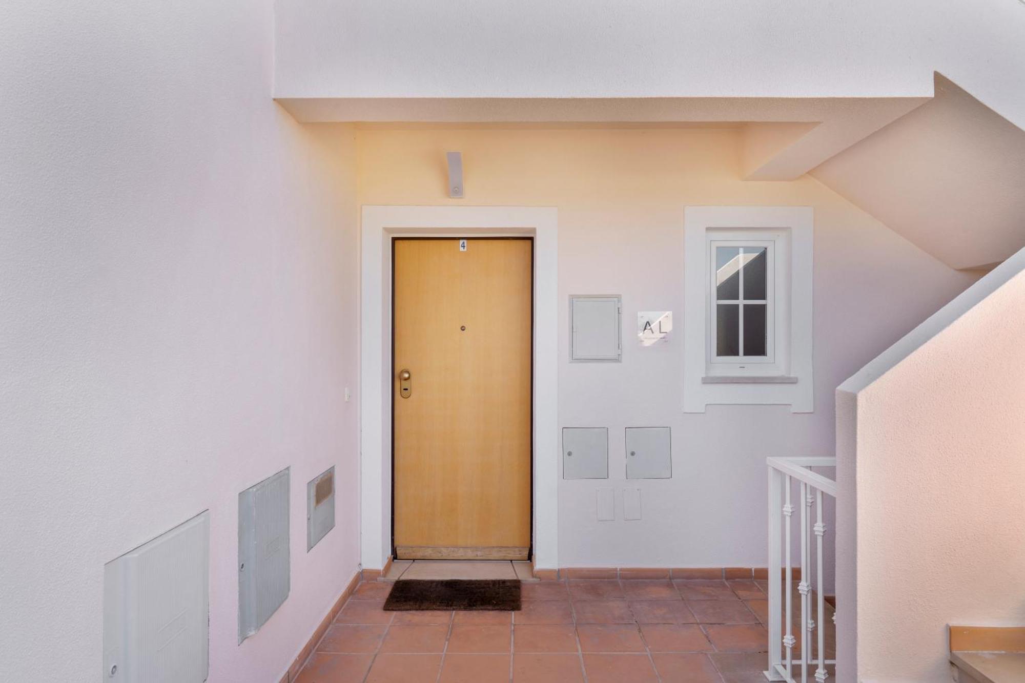 Apartamento No Condominio Baia Village Com Piscina アルブフェイラ エクステリア 写真