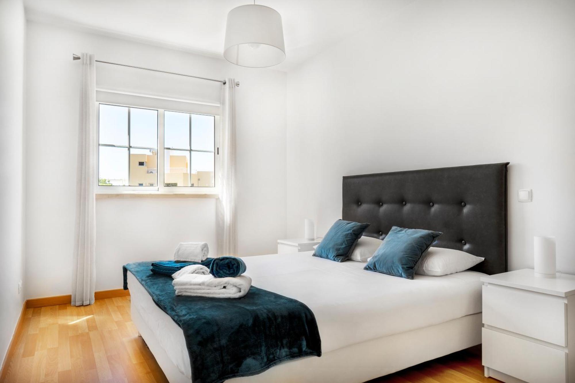 Apartamento No Condominio Baia Village Com Piscina アルブフェイラ エクステリア 写真